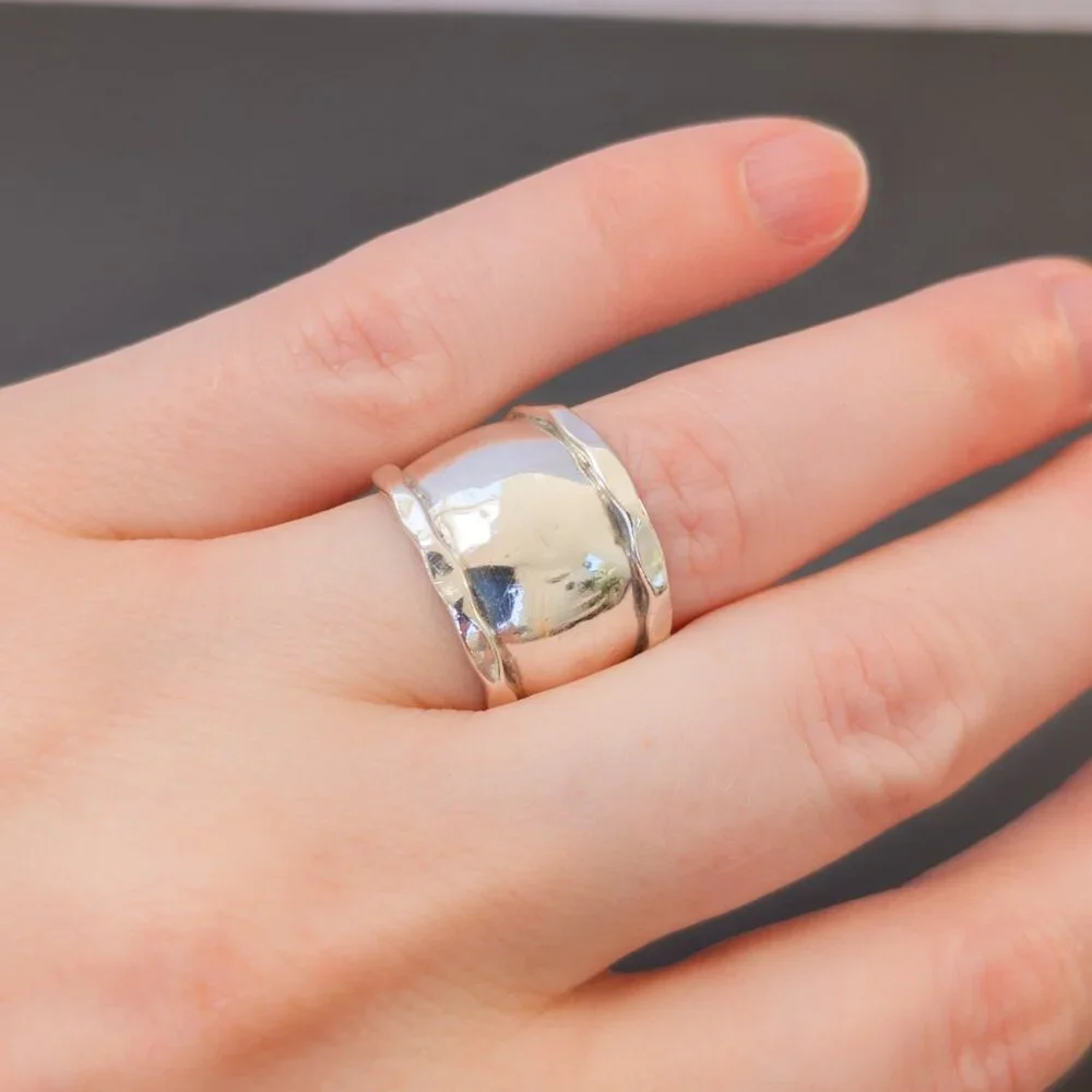 925 Sterling Wide Domed Band, Ripple Rim, Size 6.5 (15mm)